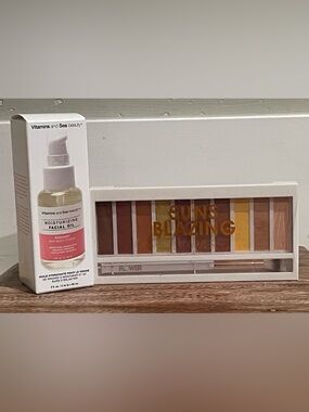 $8 Beauty Bundle!! Moisturizing Facial Oil + Suns Blazing Eyeshadow Palette
